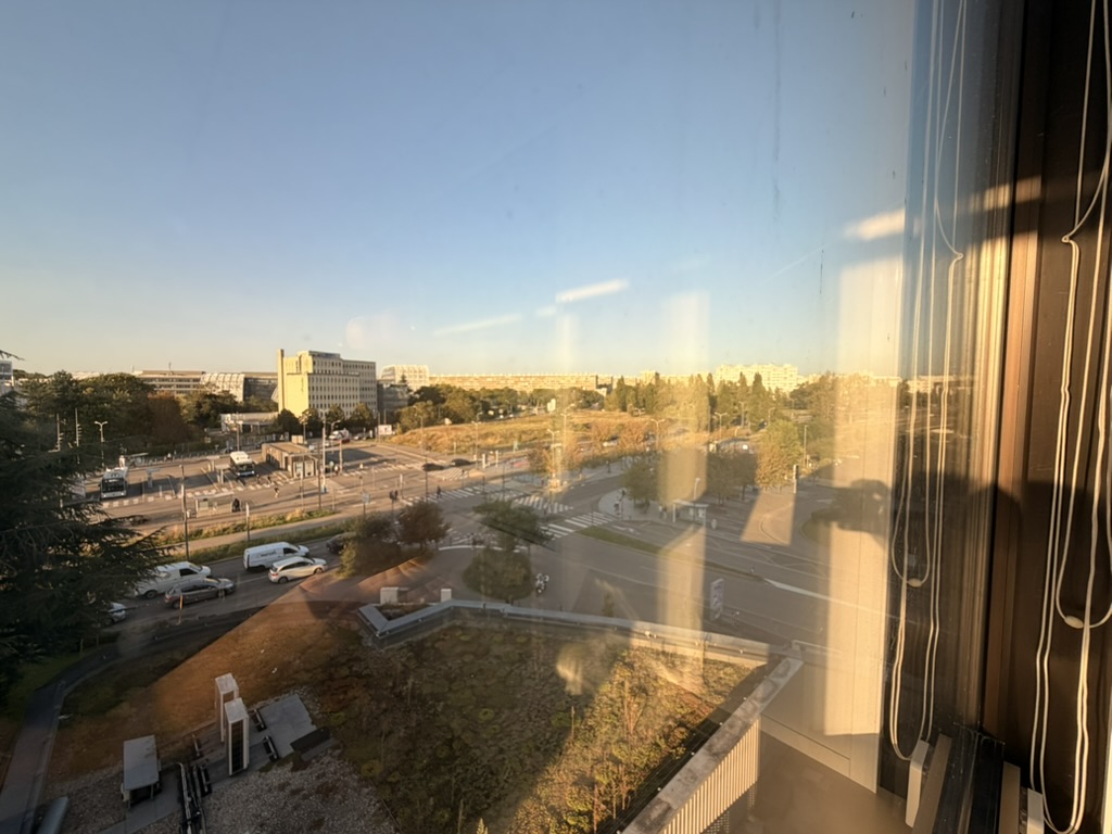 Façade du Centre LauréAkademy